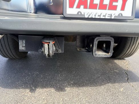 Used 2013 Nissan Frontier SV w/ SV Value Truck Pkg AWD/4WD image 44
