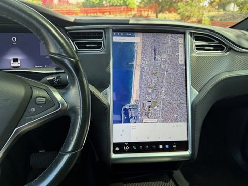 Used 2016 Tesla Model X 90D image 26