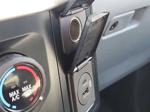 Used 2023 Ford F150 XLT w/ XTR Package image 19