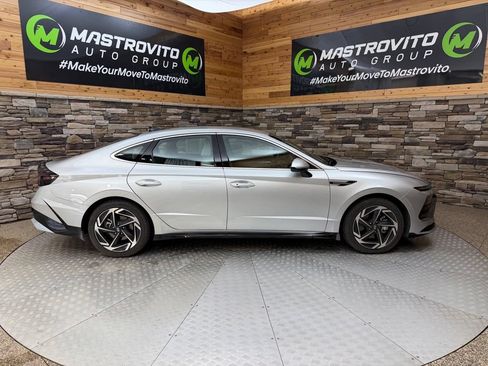 Used 2026 Hyundai Sonata SEL FWD image 12