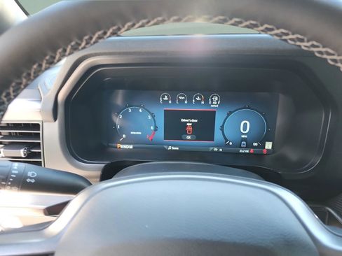 New 2025 Ford F150 Lariat w/ Equipment Group 502A High image 11