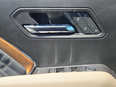 New 2026 GMC Canyon Denali image 17