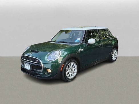Used 2017 MINI Cooper S FWD image 4