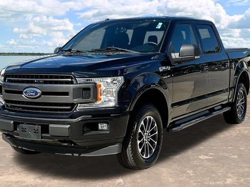 Certified 2018 Ford F150 XLT w/ Equipment Group 302A Luxury AWD/4WD image 4
