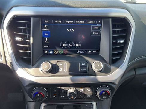 Used 2023 GMC Acadia SLT w/ Preferred Package image 34