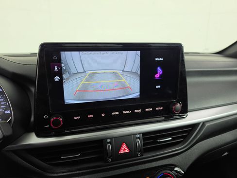 Used 2024 Kia Forte GT FWD image 23