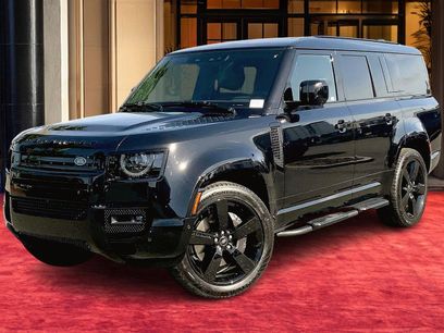 New 2025 Land Rover Defender 130 X-Dynamic SE
