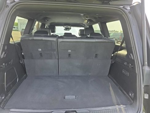 Used 2022 Jeep Wagoneer Series III AWD/4WD image 14