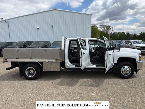Used 2016 Chevrolet Silverado 3500 W/T w/ WT Convenience Package AWD/4WD image 24