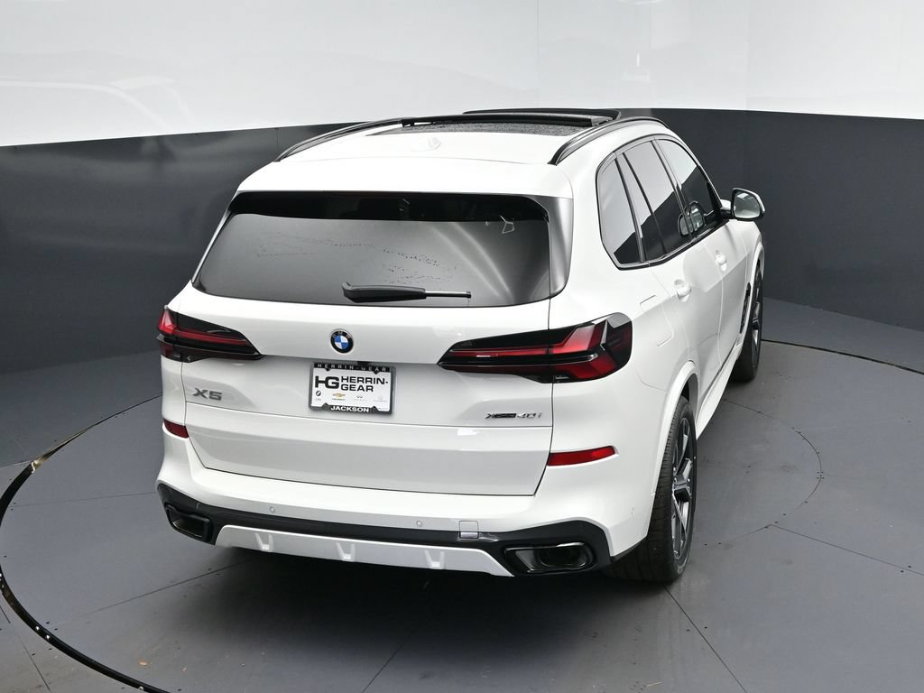 Used 2026 BMW X5 xDrive40i w/ M Sport Package AWD/4WD image 34