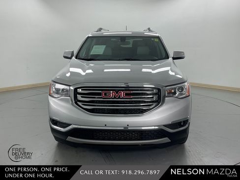 Used 2019 GMC Acadia SLT image 2