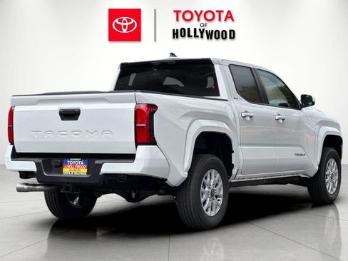 New 2026 Toyota Tacoma SR5 RWD image 4