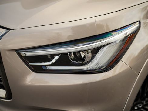 Used 2022 INFINITI QX80 Premium Select w/ Cargo Package image 3