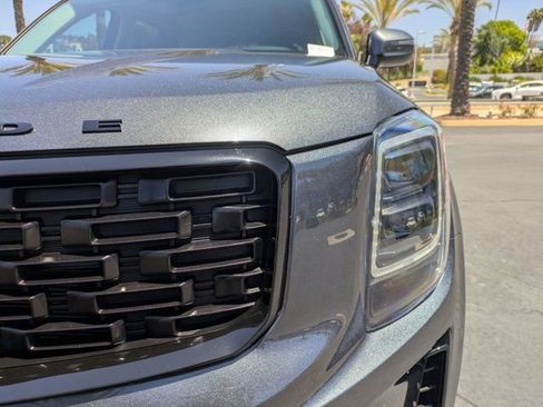 Used 2021 Kia Telluride SX w/ Nightfall Edition Package AWD/4WD image 10
