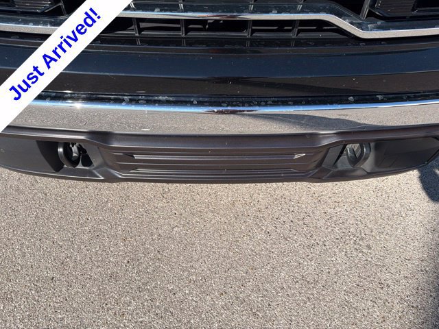 Used 2022 GMC Sierra 1500 SLT w/ SLT Convenience Package AWD/4WD image 9