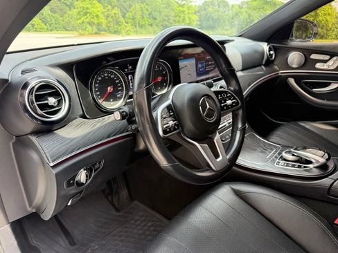 Used 2019 Mercedes-Benz E 300 4MATIC image 22