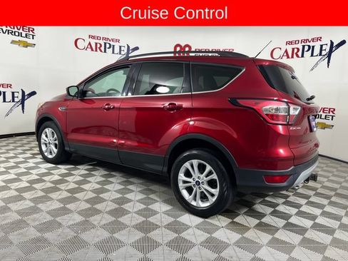 Used 2017 Ford Escape SE w/ Equipment Group 201A AWD/4WD image 6