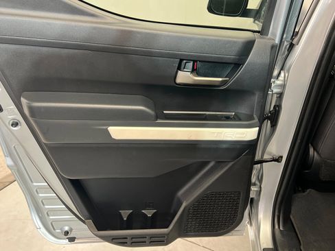 Used 2024 Toyota Tacoma TRD Off-Road image 19