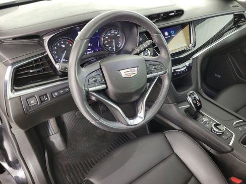 Certified 2024 Cadillac XT6 Premium Luxury w/ Technology Package FWD image 18