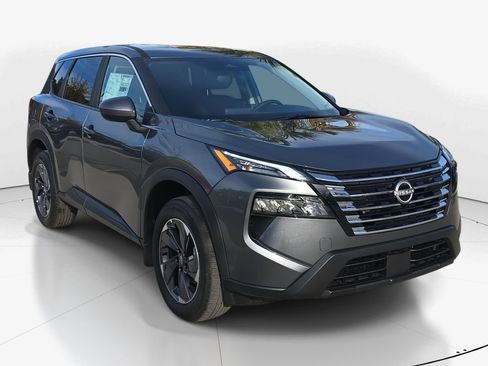 New 2026 Nissan Rogue SV image 2