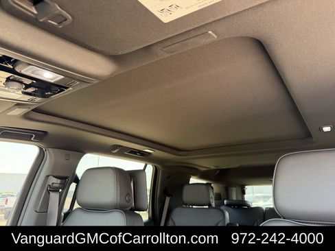 New 2026 GMC Yukon Denali w/ Denali Reserve Package AWD/4WD image 22