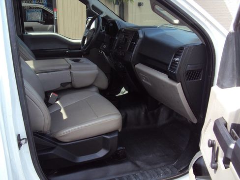 Used 2015 Ford F150 XL RWD image 9