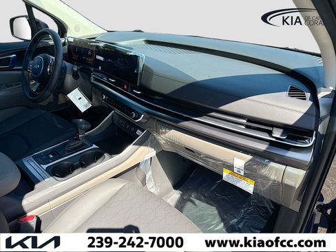 New 2026 Kia Carnival FWD image 12