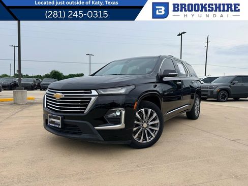 Used 2023 Chevrolet Traverse Premier AWD/4WD image 1