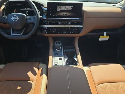 New 2026 Nissan Pathfinder Platinum w/ Cargo Package image 15