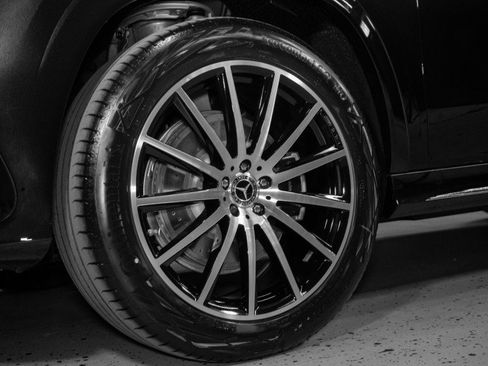 Certified 2026 Mercedes-Benz GLS 450 450 4MATIC® SUV image 10