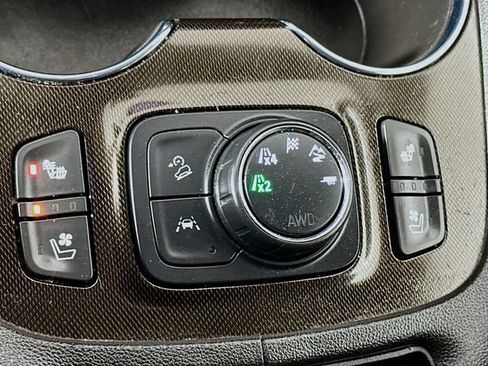 Used 2022 GMC Acadia AT4 w/ Technology Package AWD/4WD image 26