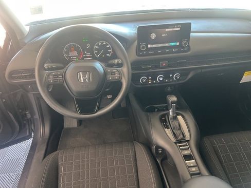 Used 2024 Honda HR-V LX image 25