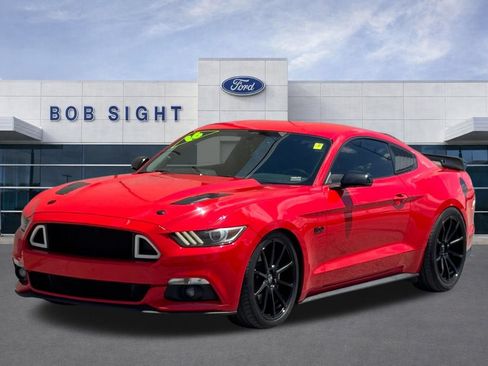 Used 2016 Ford Mustang GT Premium RWD image 31