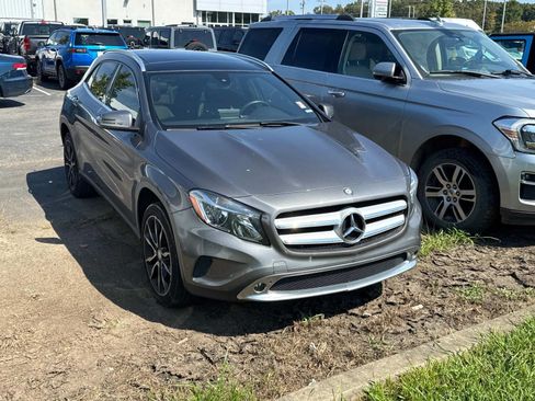 Used 2017 Mercedes-Benz GLA 250 image 2