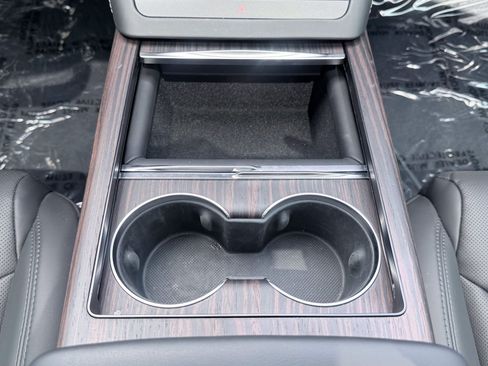 Used 2025 Tesla Model S AWD/4WD image 60