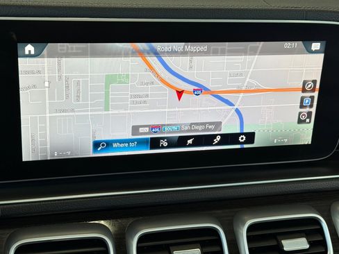 Used 2023 Mercedes-Benz GLS 450 4MATIC image 19