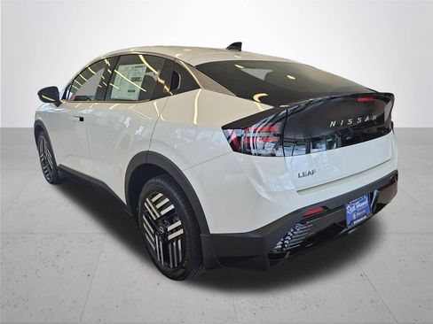 New 2026 Nissan Leaf SV+ w/ Illuminated Package image 10