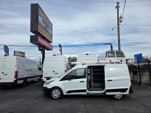Used 2020 Ford Transit Connect XL image 6