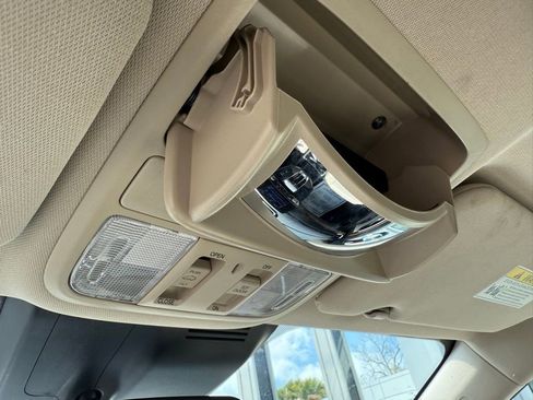 Used 2018 Honda CR-V EX image 15