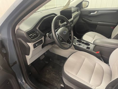 Used 2023 Ford Escape Active w/ Tech Pack #2 image 12