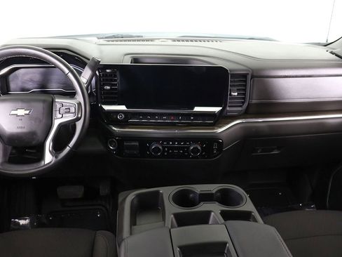 Used 2023 Chevrolet Silverado 1500 LT AWD/4WD image 36