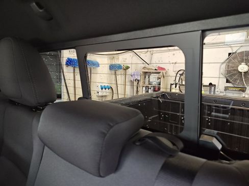 Used 2024 Toyota Tacoma SR5 image 28