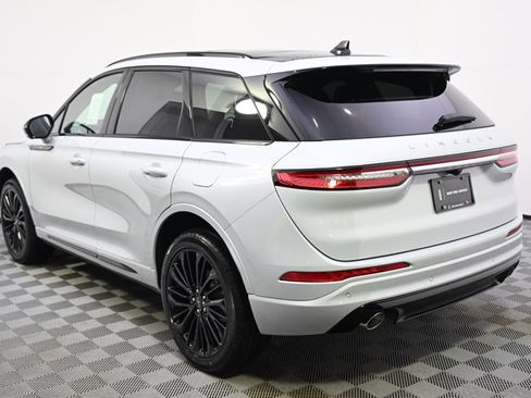 New 2026 Lincoln Corsair Reserve w/ Jet Appearance Package image 3