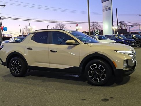 Certified 2022 Hyundai Santa Cruz SEL w/ Activity Package image 2