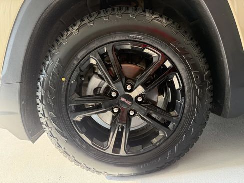 Used 2022 GMC Terrain AT4 w/ Infotainment Package II AWD/4WD image 46