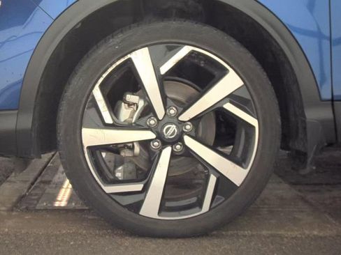 Used 2021 Nissan Rogue Sport SL image 12