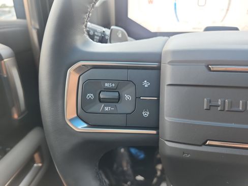 Used 2025 GMC Hummer EV 2X AWD/4WD image 30