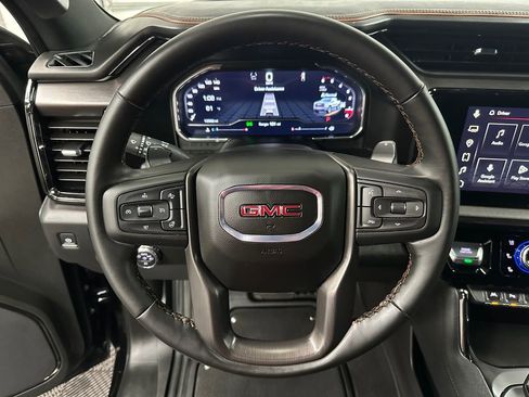 Used 2025 GMC Sierra 1500 AT4 w/ AT4 Premium Package AWD/4WD image 14