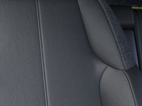 New 2025 Cadillac Optiq Luxury 1 w/ LPO, ONYX Package image 21