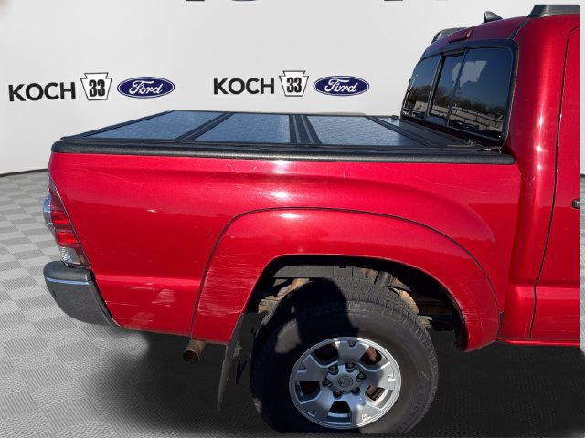 Used 2015 Toyota Tacoma 4x4 Double Cab w/ SR5 Package image 18